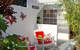 Amanda'S Place Green Studio - Pool And Tropical Garden